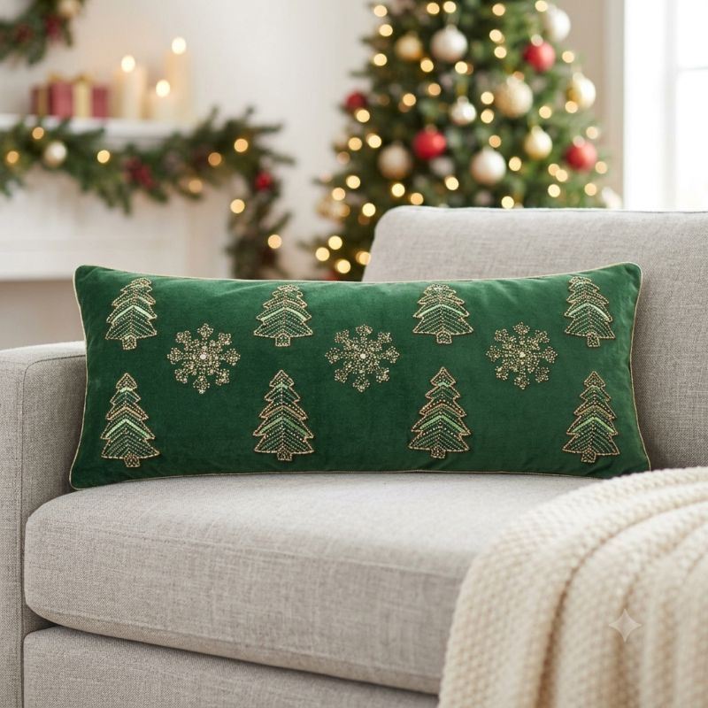 Cuscino Natalizio Rettangolare 35x90 cm Velluto di Cotone Verde Ricami e Perline Dorate
