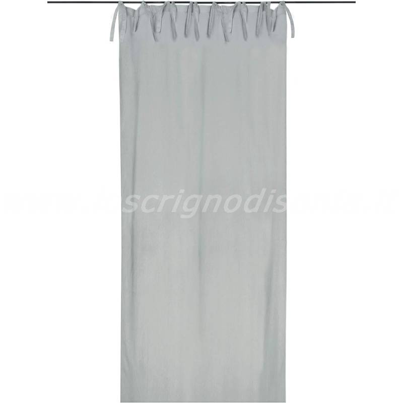 Tenda in cotone di colore grigio, stile shabby chic, collezione Nuage firmata Atelier17. Vista frontale