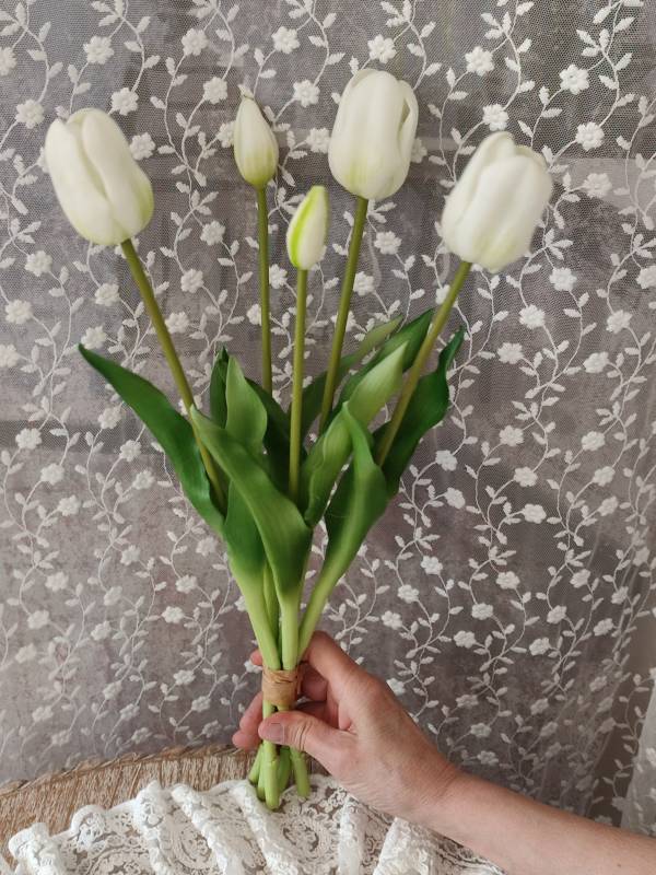 Bouquet 5 Tulipani Real Touch – Colore Bianco - H 48 cm