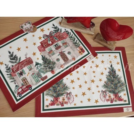 Set da 2 tovagliette natalizie con decoro stelle e case, serie Un Natale Italiano di Blanc Mariclò. Vista frontale