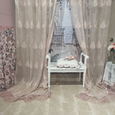 tenda-shabby-chic-con-rouches-serie-andromeda-colore-malva-3